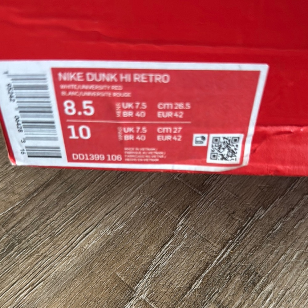 Authentic Nike Dunk Hi Red and White High-Top Sneakers - Picture 3 of 14